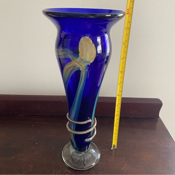 Glass Vase - Picture 8 of 12